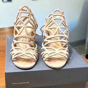 Vince Camuto Size 8M Prairie Sand True Suede
